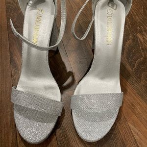 Silver sparkle chunky party heels